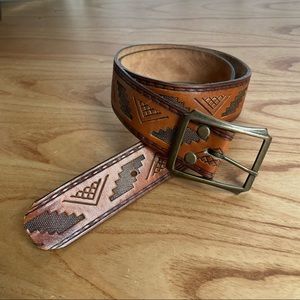 Andhurst top grain cowhide Aztec belt size 32